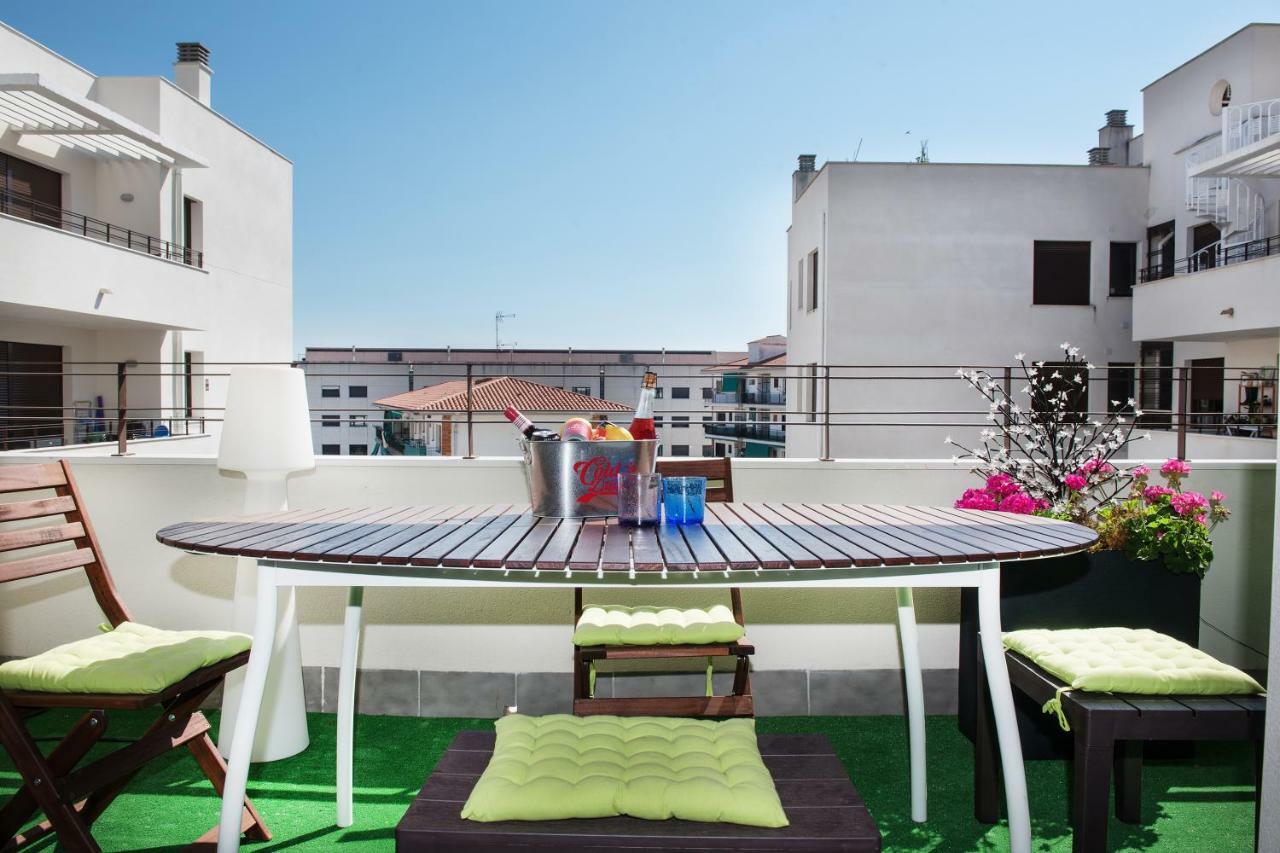 New Apartment With Big Terrace 10 Min Walk To Beach Supermarkets Calafell Eksteriør billede