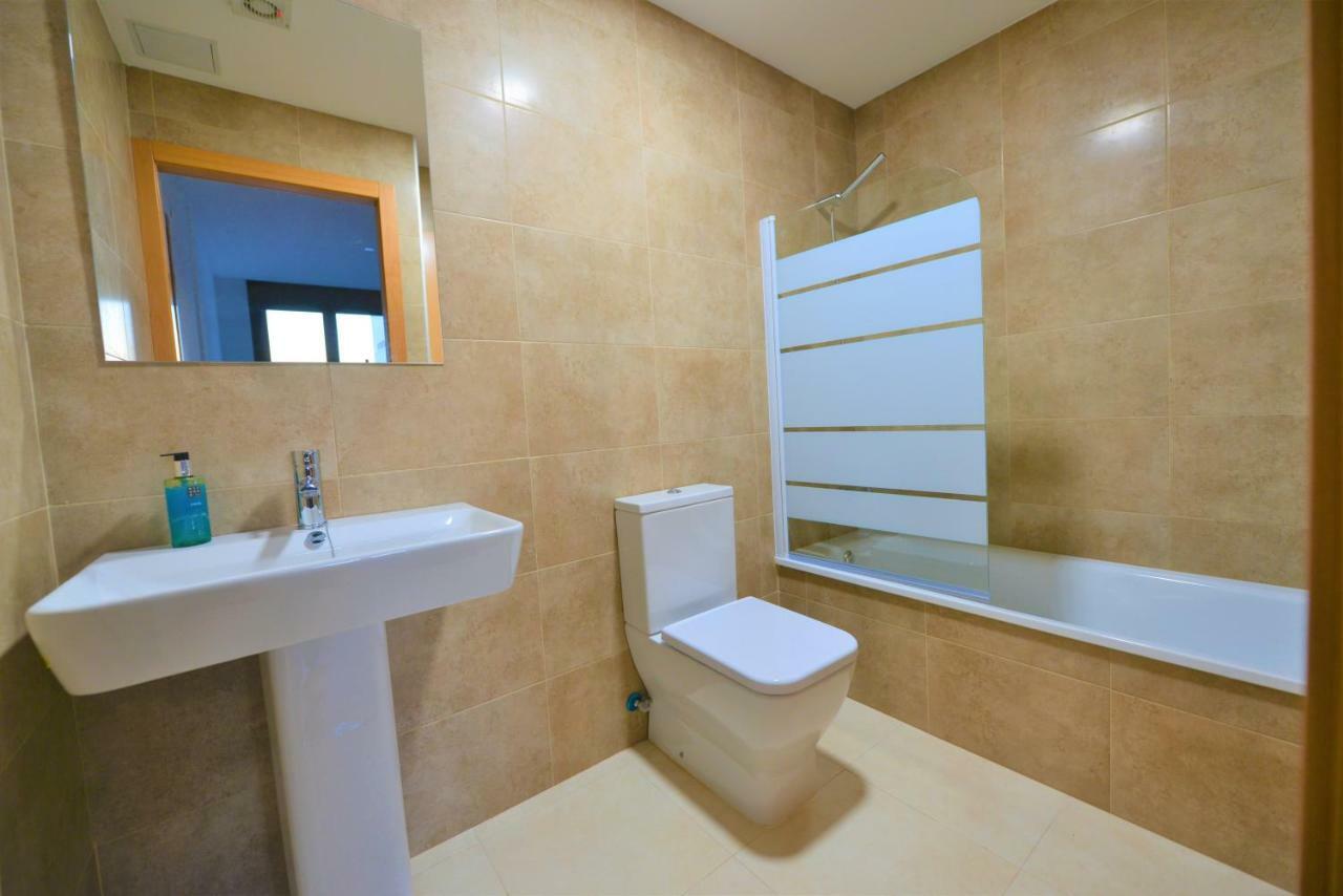 New Apartment With Big Terrace 10 Min Walk To Beach Supermarkets Calafell Eksteriør billede