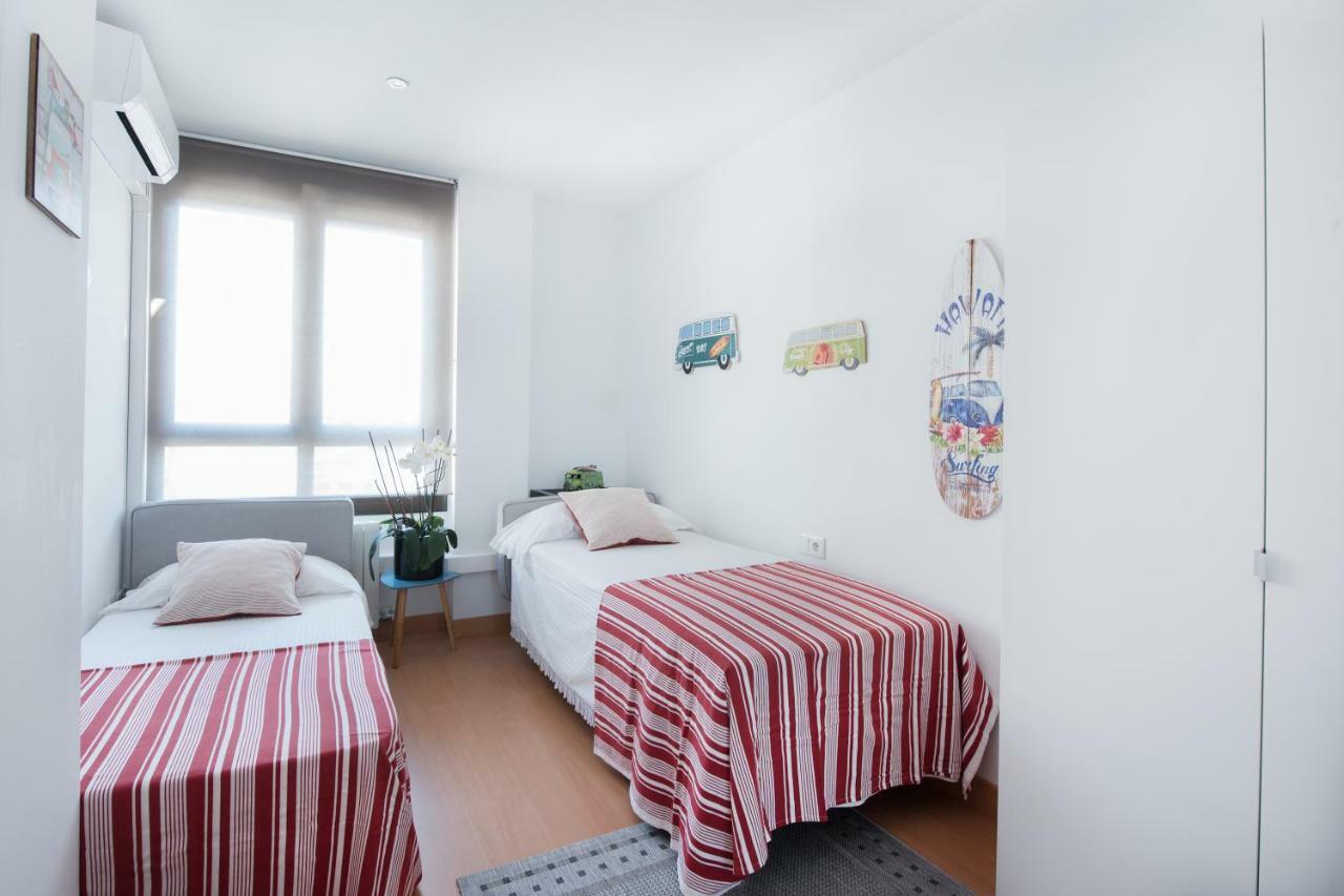 New Apartment With Big Terrace 10 Min Walk To Beach Supermarkets Calafell Eksteriør billede